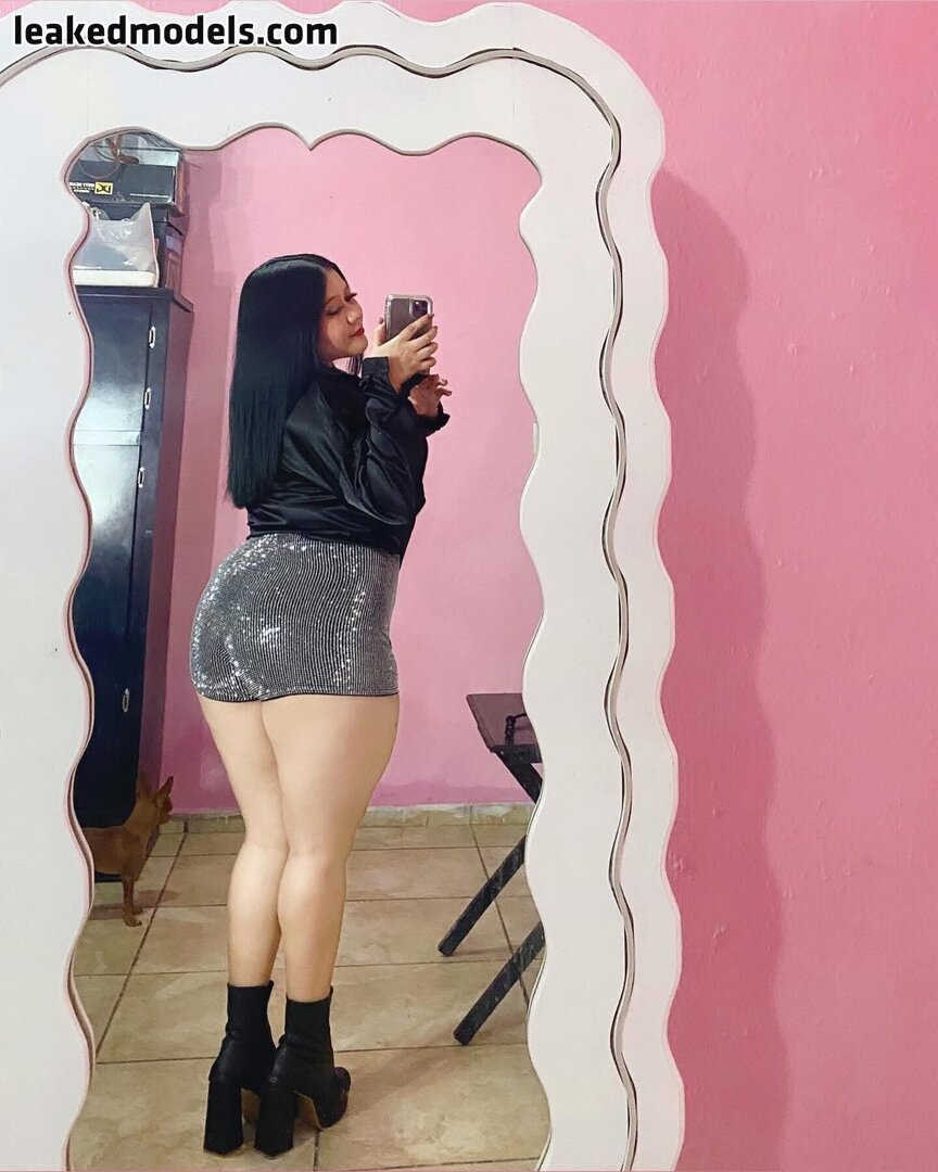 Xximev / marikamilaniofficial Photo #13