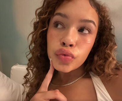 Y0nn.4 Elmo_love_u2 Nude Leaks OnlyFans Photo 23