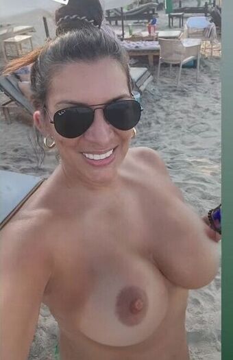 Yanet Martinez Nude Leaks OnlyFans Photo 5