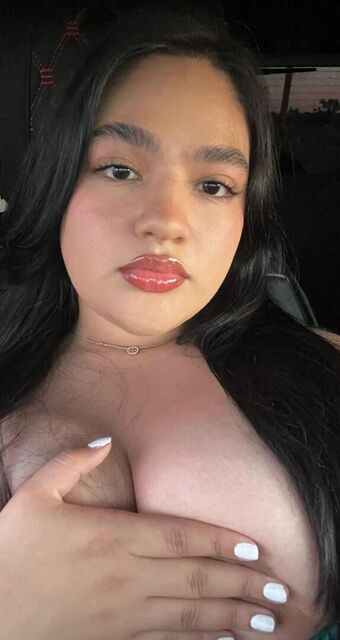 Yaniville Nude Leaks OnlyFans Photo 1