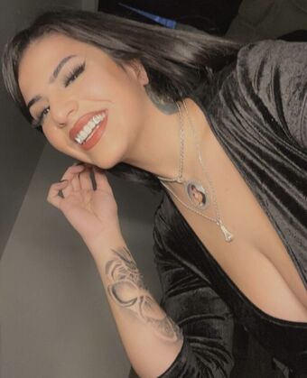 yeamynameissuzyyy Nude Leaks OnlyFans Photo 18