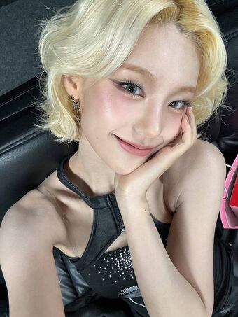 Yeji - ITZY (예지, Hwang Ye-ji) Nude Leaks OnlyFans Photo 92