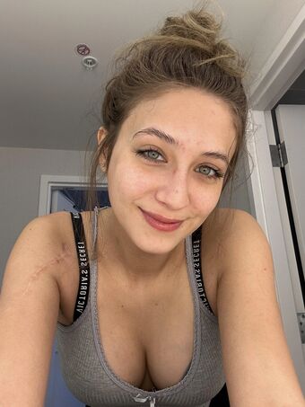 YellowMinimum6204 Nude Leaks OnlyFans Photo 86