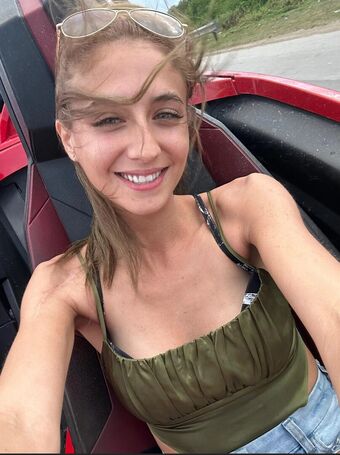 YellowMinimum6204 Nude Leaks OnlyFans Photo 92