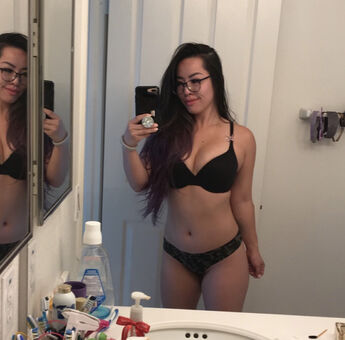 Yipnotiq Nude Leaks OnlyFans Photo 6