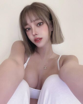 Yoon Chae Ah Nude Leaks OnlyFans Photo 36