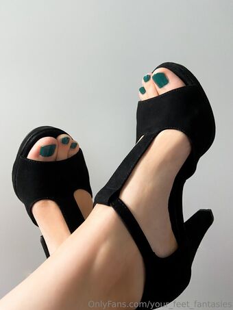 your_feet_fantasies