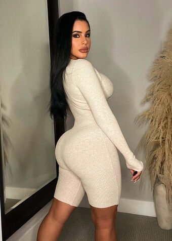 yourdistraction Nude Leaks OnlyFans Photo 1