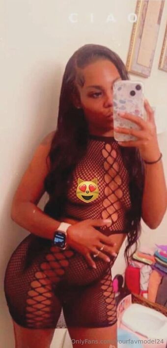 yourfavmodel24 Nude Leaks OnlyFans Photo 36