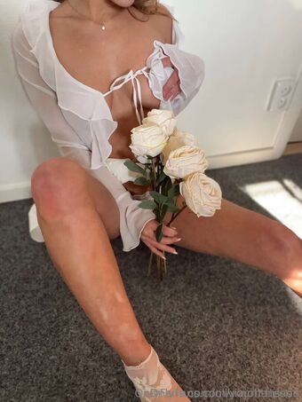yourlittlenoa Nude Leaks OnlyFans Photo 120