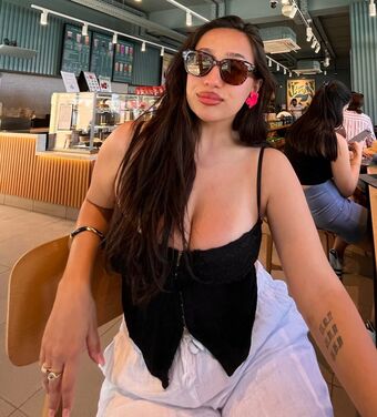 yrnabll Nude Leaks OnlyFans Photo 13