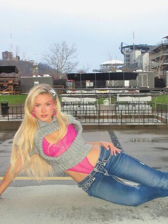 Zara Larsson Nude Leaks OnlyFans Photo 400