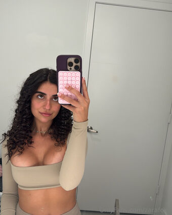 Zarafoxs Nude Leaks OnlyFans Photo 22