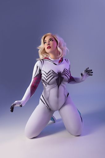Zoe-volf-cosplay