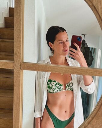 zoelegavrian _ zazou_dcy