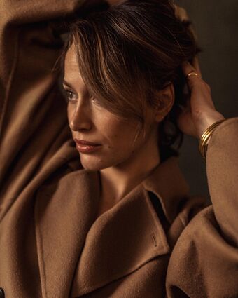 zoelegavrian _ zazou_dcy