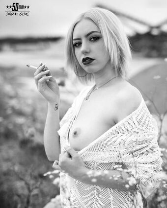 Zombiecookie Nude Leaks OnlyFans Photo 9