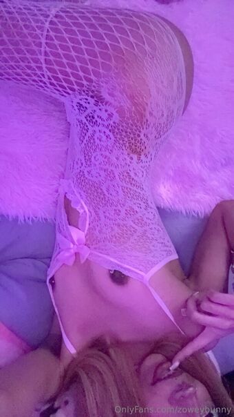 Zoweybunny Nude Leaks OnlyFans Photo 10