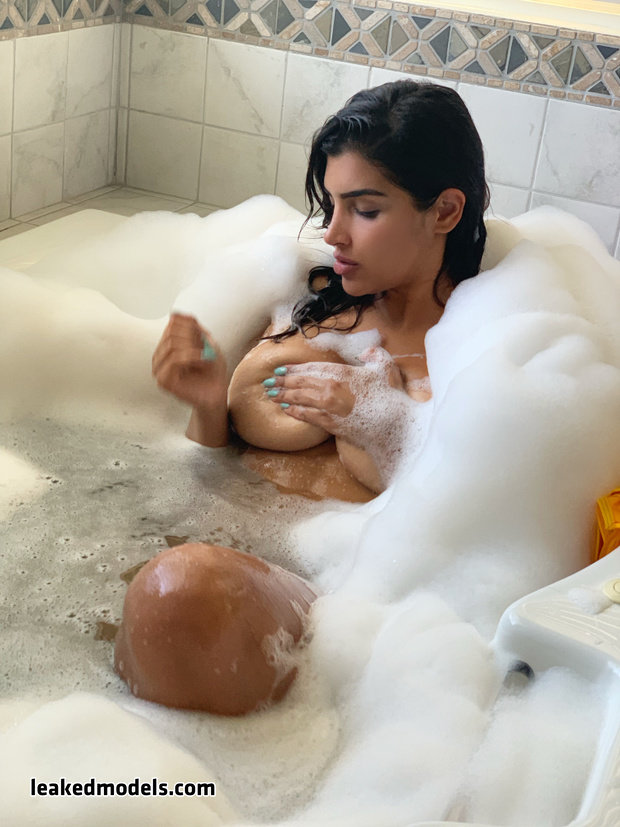 Emira Kowalska Instagram Leaks (81 Photos and 5 Videos)