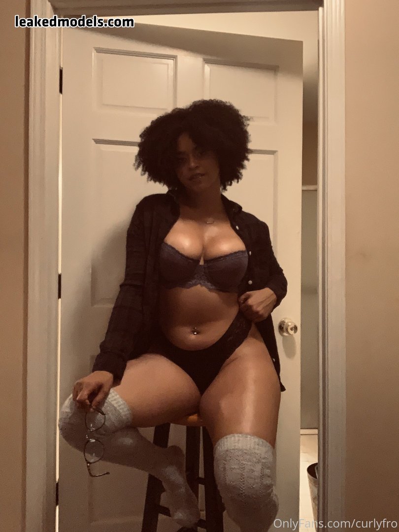 curlyfro nude leaks LeakedModels.com 015 - Kayla – curlyfro Instagram Leaks (43 Photos and 4 Videos)