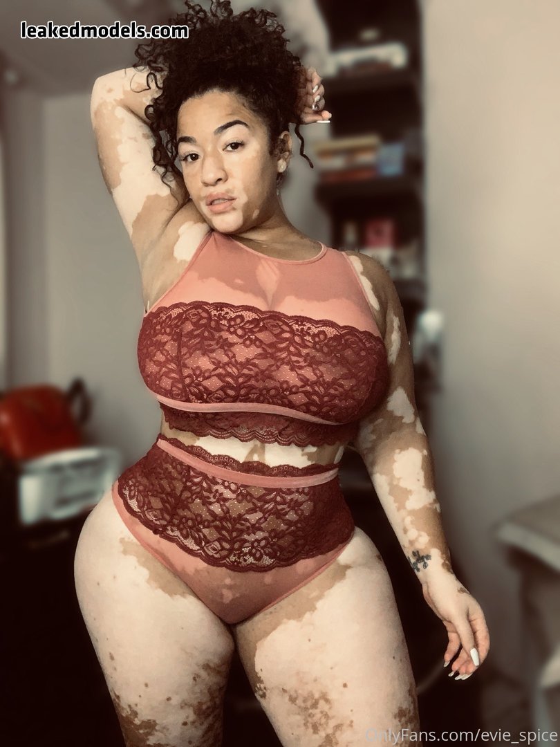 Evie Spice – eviespice OnlyFans Leaks (29 Photos and 6 Videos)