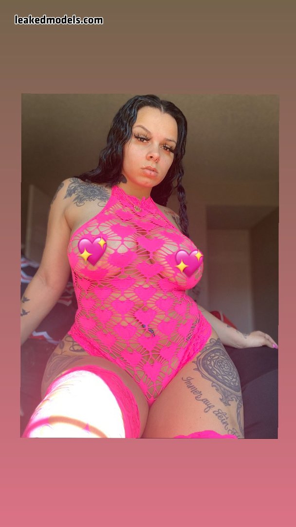 Ms Nut Buster – freedanutbaby OnlyFans Leaks (24 Photos and 10 Videos)