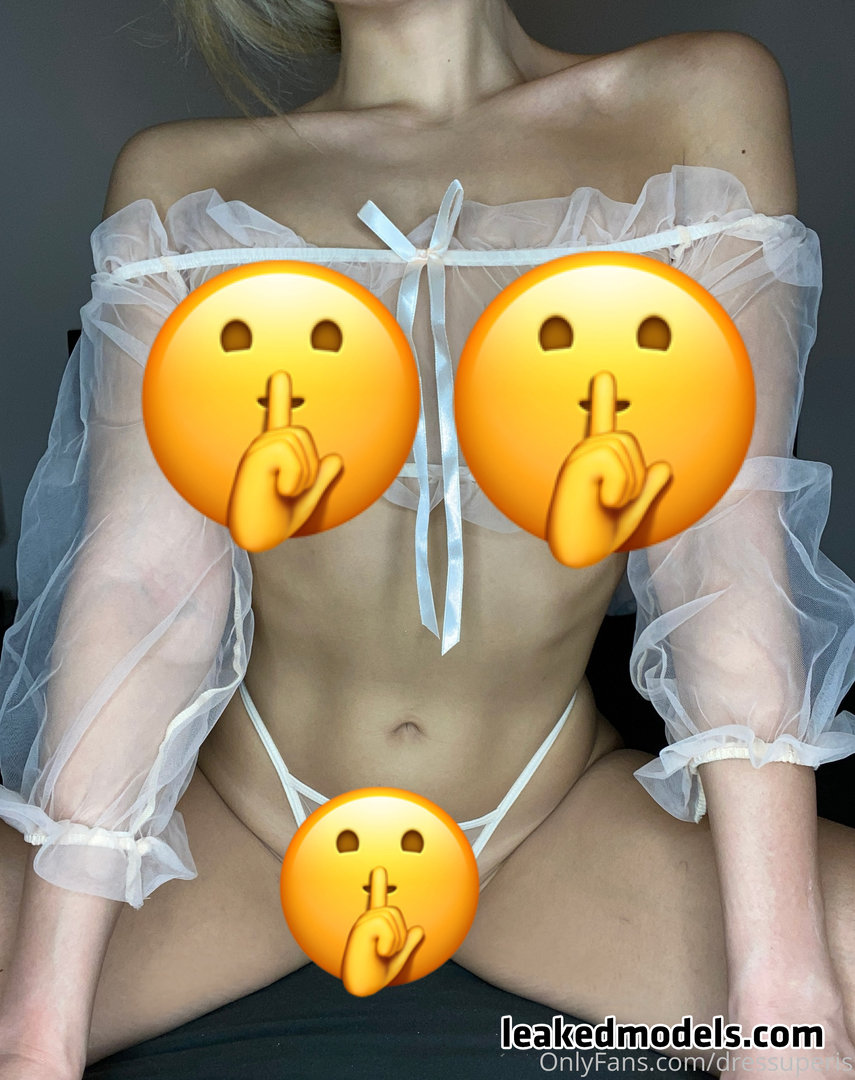Dressuperis Nude (24 Photos + 4 Videos)