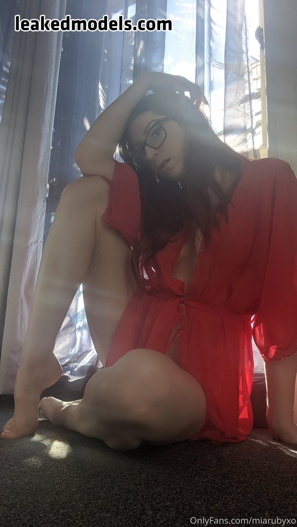 missbellaromano nude leaks leakedmodels.com 005 - Missbellaromano Nude (21 Photos + 3 Videos)