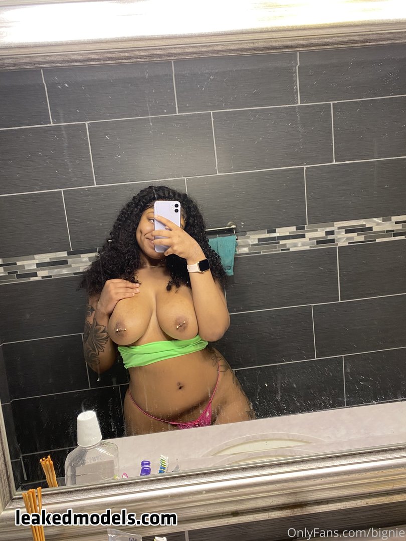 bignie nude leaks leakedmodels.com 000 - Bignie Nude (9 Photos + 4 Videos)