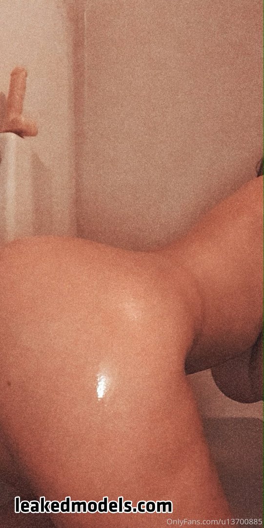 Gabs Handly Naked (25 Photos + 4 Videos)