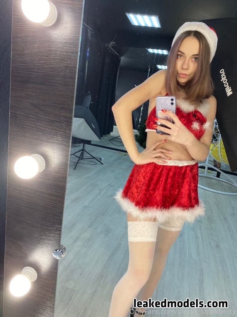 Olesya Kassandra Naked (21 Photos + 2 Videos)