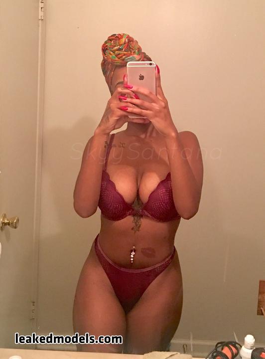 Santana Skyy Nude (12 Photos + 2 Videos)