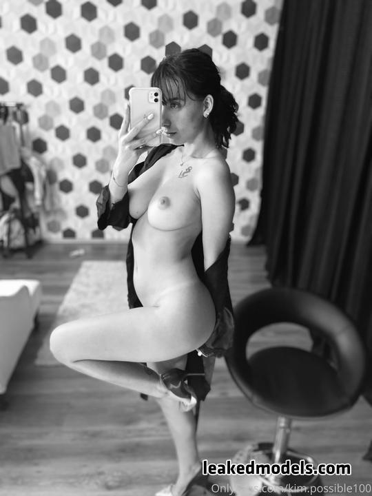 kim possible nude leaks leakedmodels.com 000 - Kim Possible Nude (20 Photos + 1 Video)