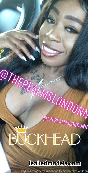 Therealmslondon Naked (10 Photos + 1 Video)