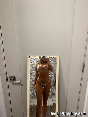 Rochelllle Nude Leaks OnlyFans Photo 2