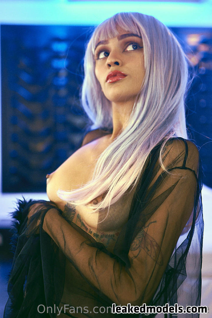 Morgana-bluee Nude (10 Photos)