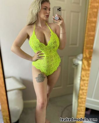 Peachnmelons Nude Leaks OnlyFans Photo 12
