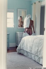 Lola Sinclair Nude NudoStar.com 8.jpg