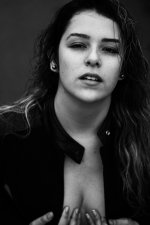 Giovanna Zaina-Nude-10-leakedmodels.com.jpg