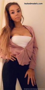 staceyxxxoxo_leaked_nude_leakedmodels.com_0114.jpg