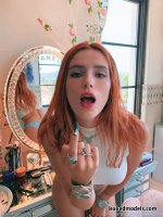 Bella_Thorne_nude_leaked_015.jpg