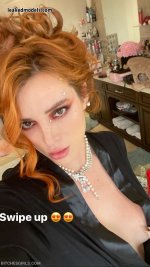 Bella_Thorne_nude_leaked_044.jpg