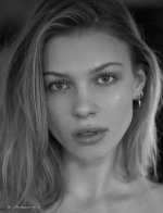 Aga Wojtasik-Nude-1-leakedmodels.com.jpg