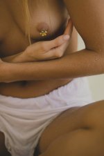 Inka Williams-Nude-10-leakedmodels.com.jpg