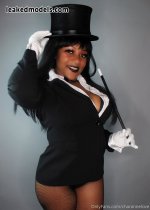 charanneloves_nude_leaked_027.jpg