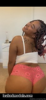 prettymilly_nude_leaked_080.jpg