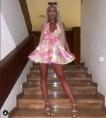 Screenshot 2021-12-10 at 14-11-10 courtney ( courtneydoylex) is on Instagram.jpg