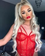 Screenshot 2021-12-10 at 14-12-46 courtney ( courtneydoylex) is on Instagram.jpg