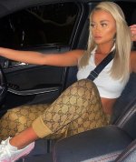 Screenshot 2021-12-11 at 08-04-41 courtney ( courtneydoylex) is on Instagram.jpg