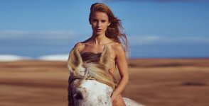 Terez Kočová-Nude-21-leakedmodels.com.jpg